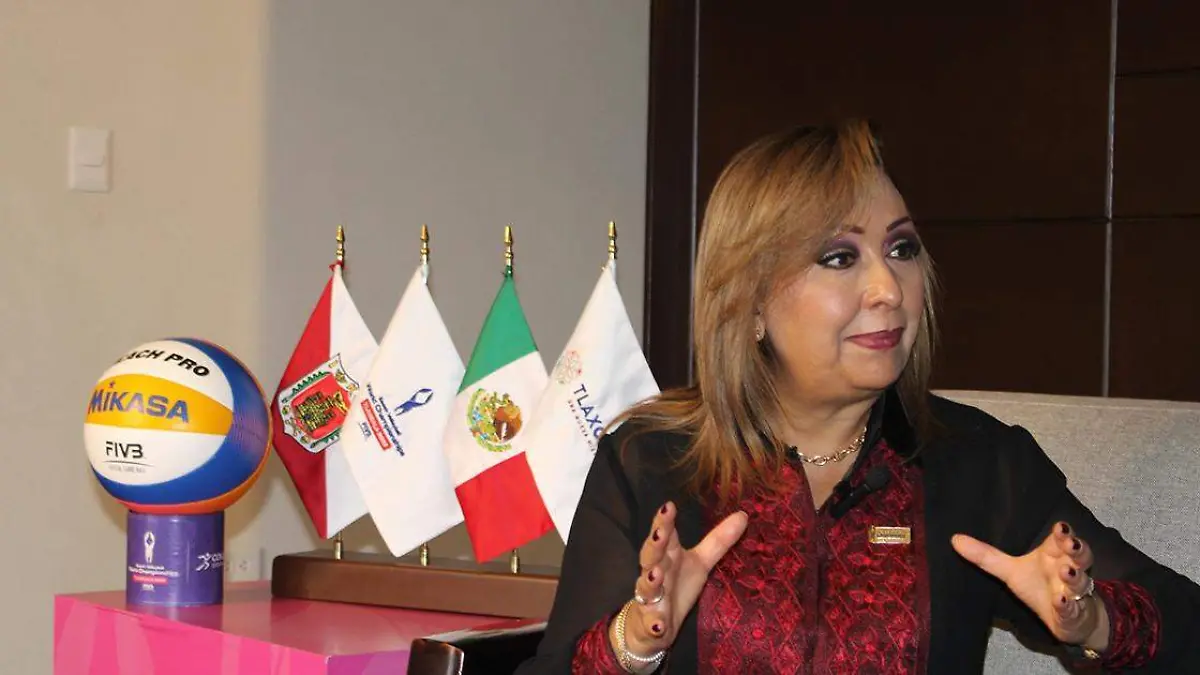 Lorena Cuéllar Cisneros, gobernadora de Tlaxcala, espera con ansias el Mundial